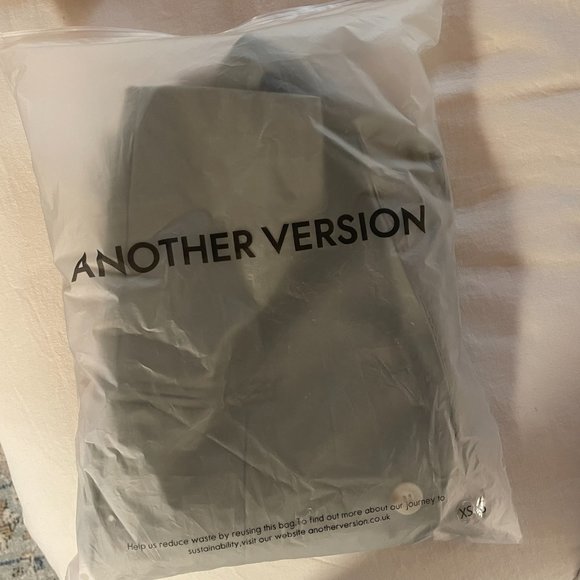 Another Version The Boyfriend Blazer - Desert Sage NWT - Picture 9 of 9